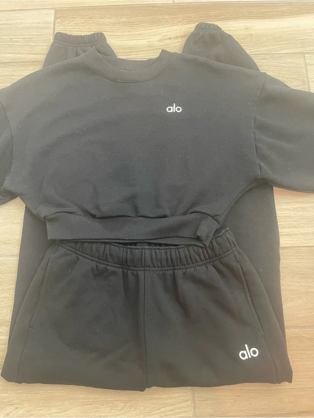 Alo Yoga Accolade Black Sweat Set Cropped Crewneck + Joggers Sz M 8-10